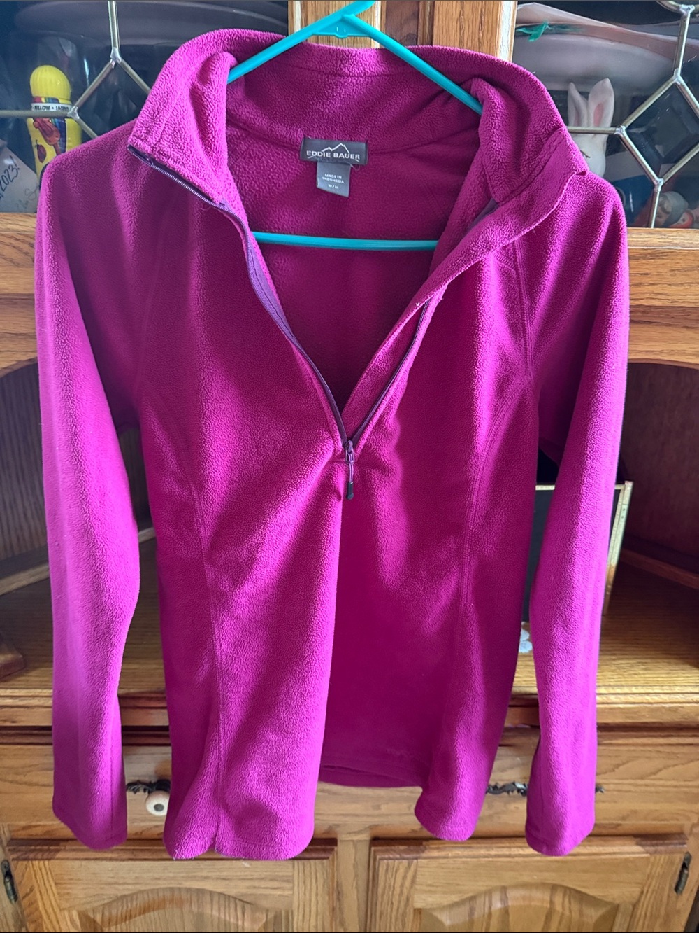 Eddie Bauer Raspberry Magenta Half-Zip Fleece Pullover ladies size Medium EUC